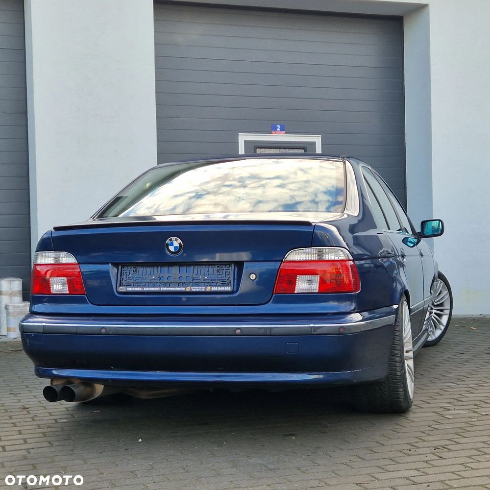 BMW Seria 5 - 25