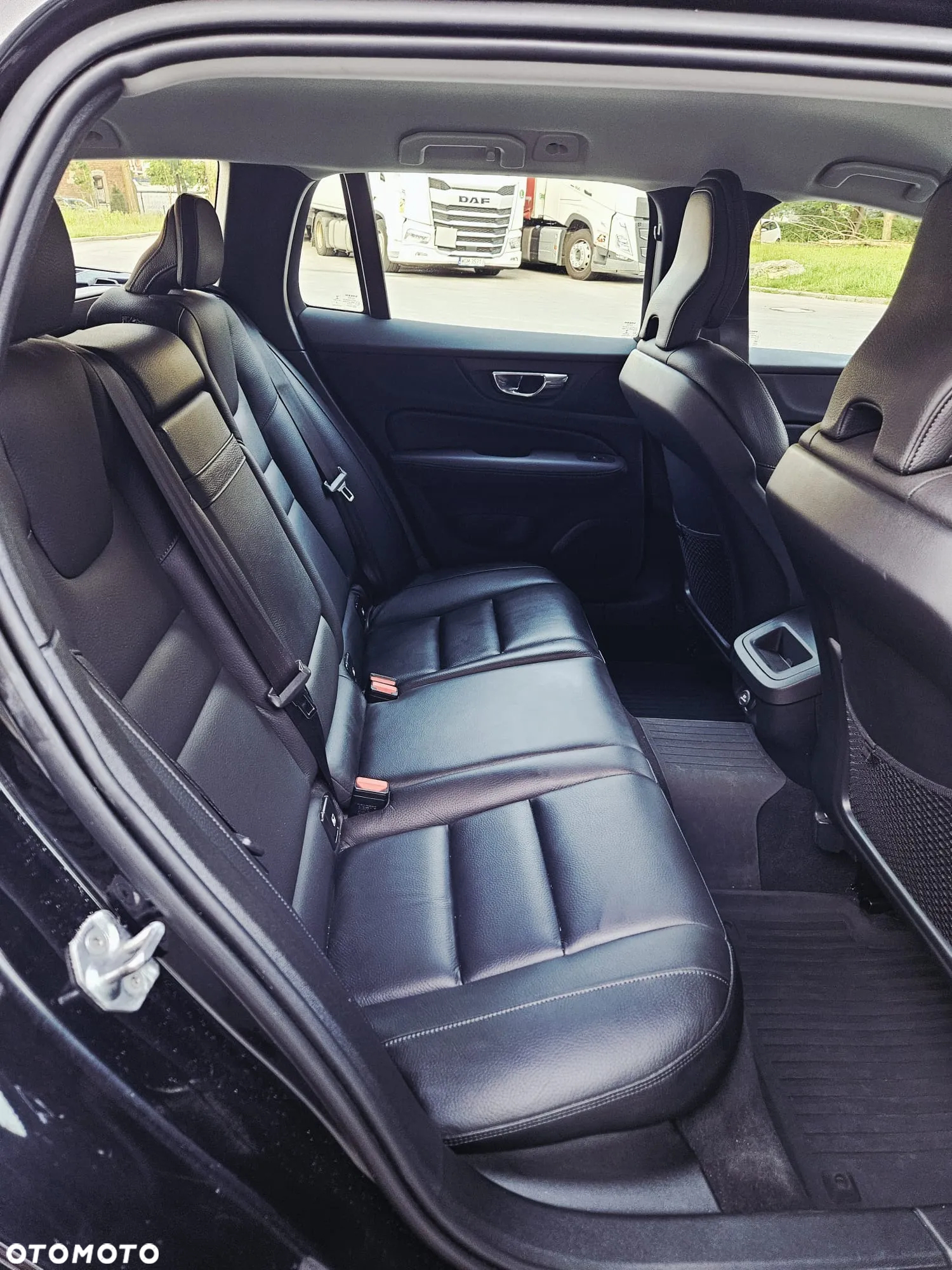 Volvo V60 D4 AWD Geartronic Inscription - 6