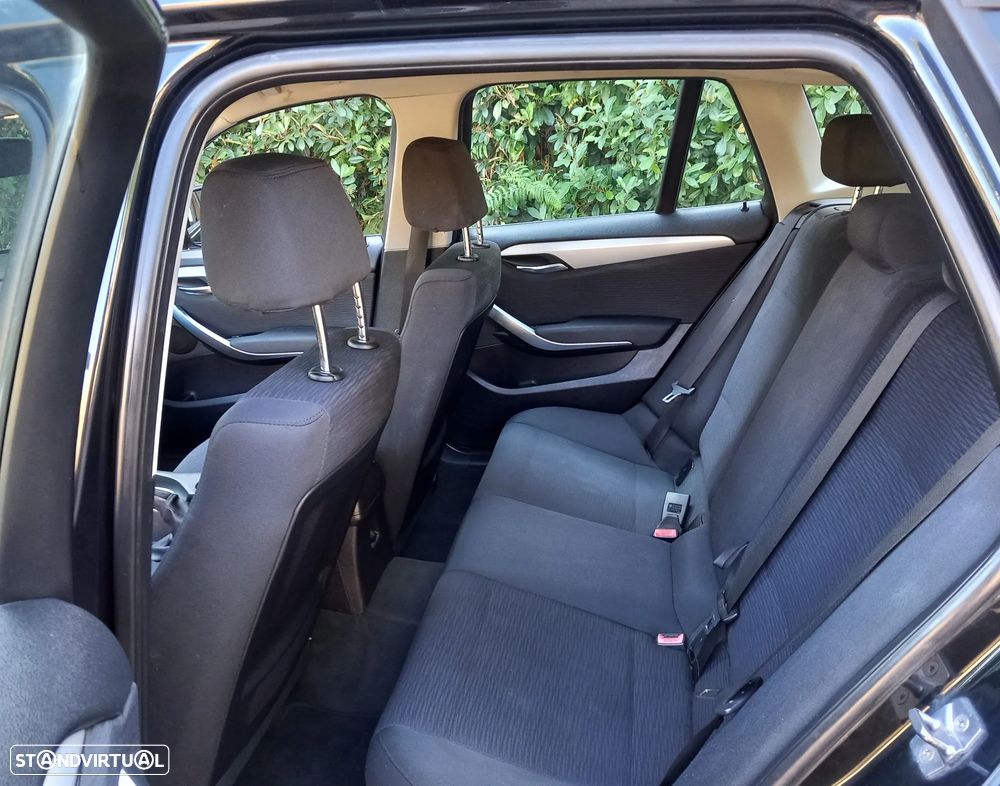 BMW X1 18 d sDrive - 9