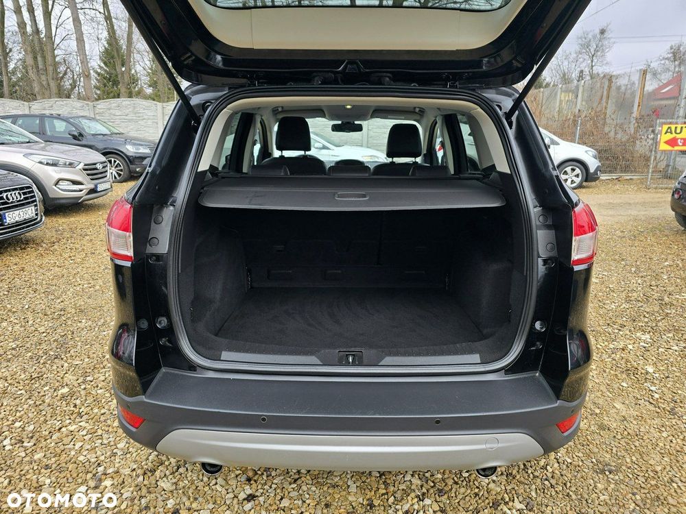 Ford Kuga 1.6 EcoBoost 2x4 Titanium - 27