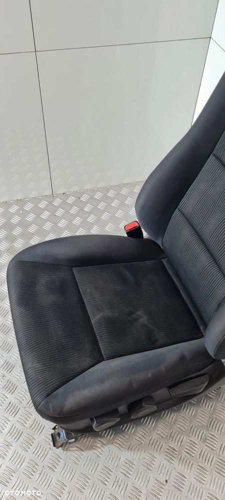 Ssangyong Actyon Sports II Fotel Lewy Przód - 6