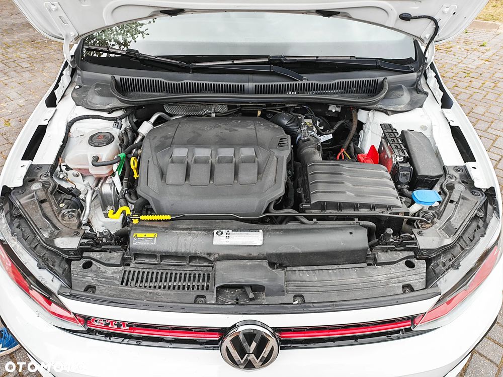 Volkswagen Polo 2.0 TSI GTI DSG - 12