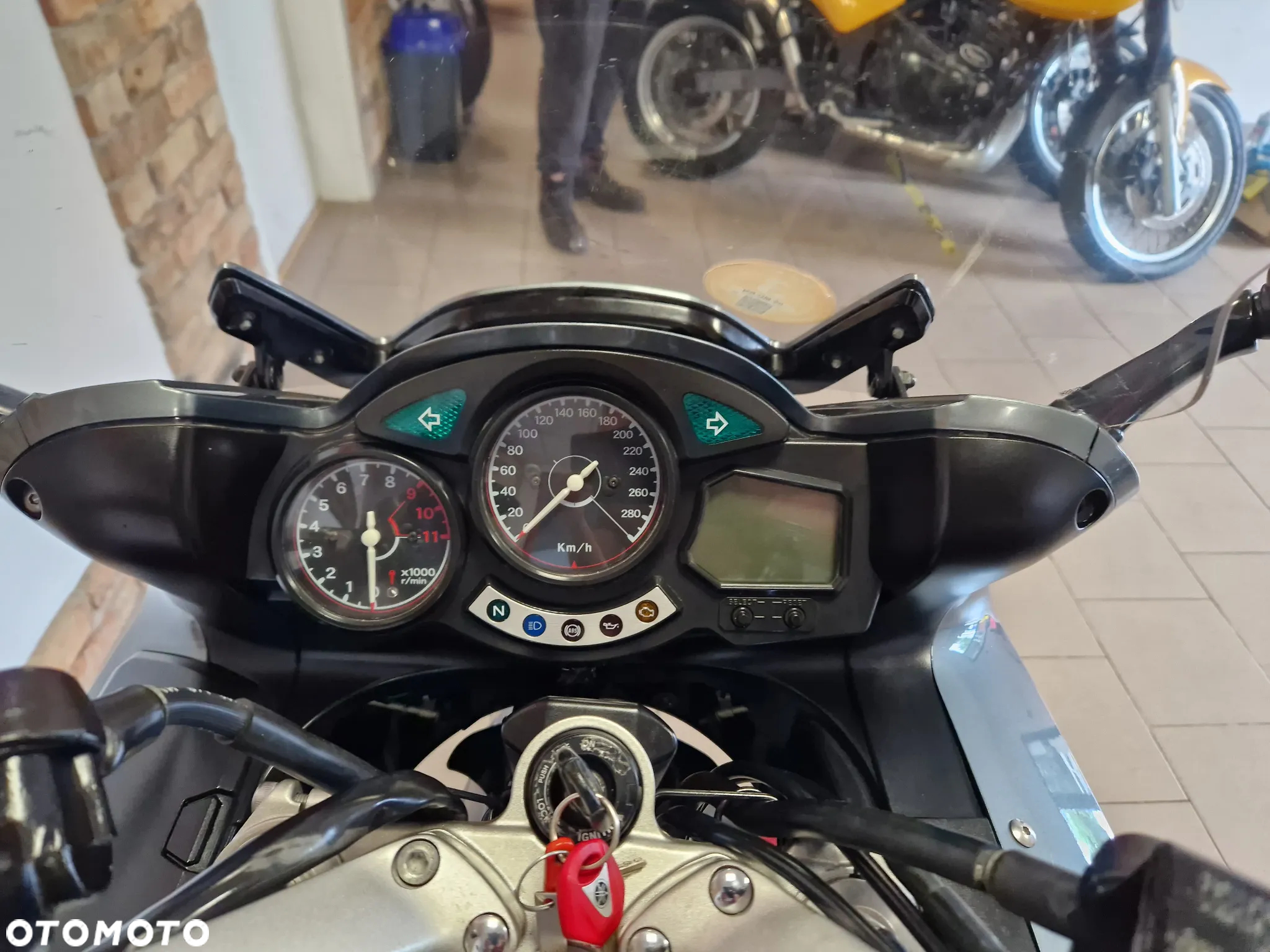 Yamaha FJR - 31