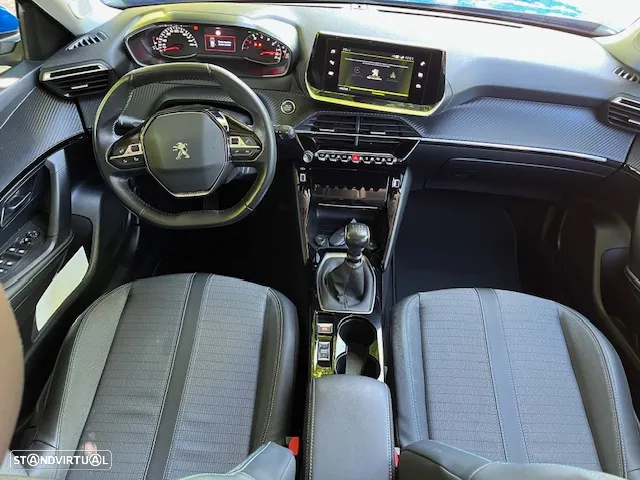 Peugeot 2008 1.2 PureTech Allure Pack - 26