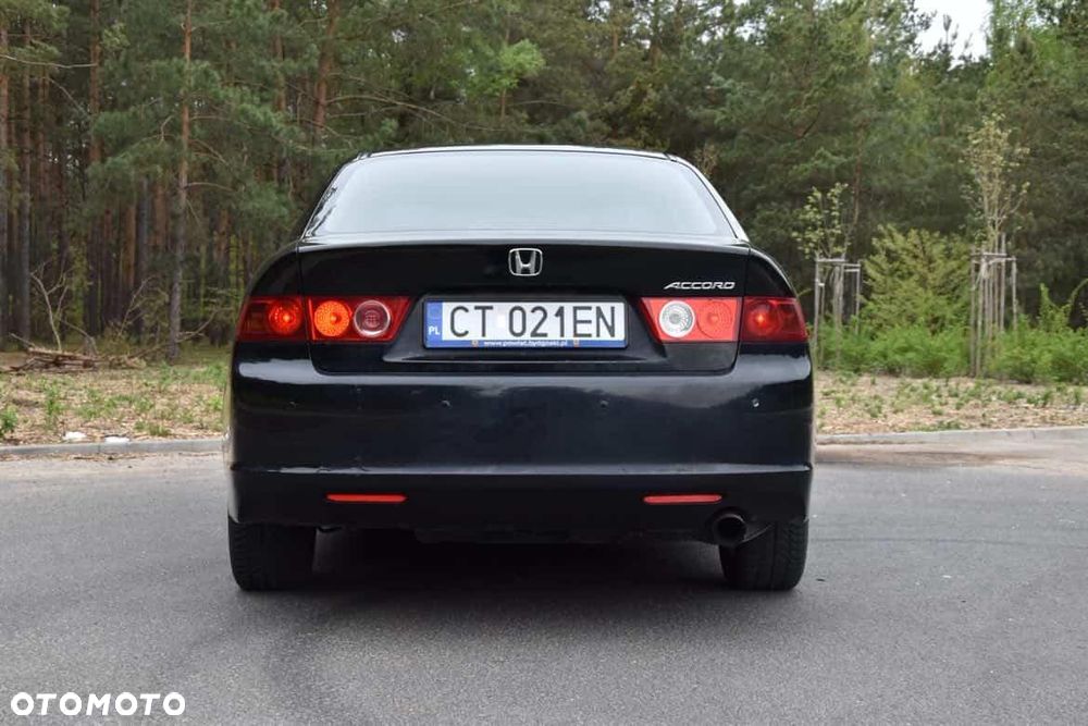 Honda Accord 2.0 Executive - 6