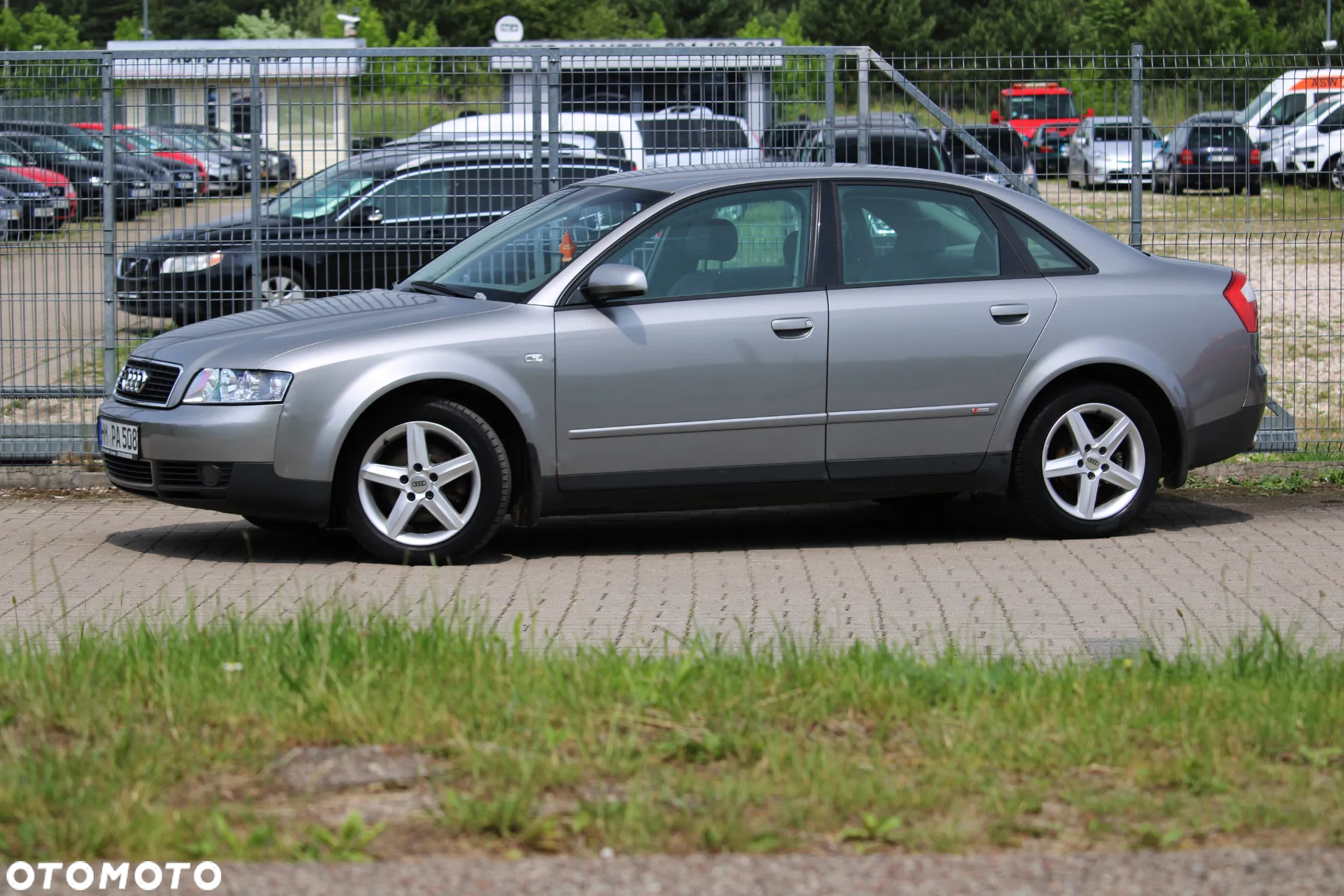 Audi A4 1.6 - 4