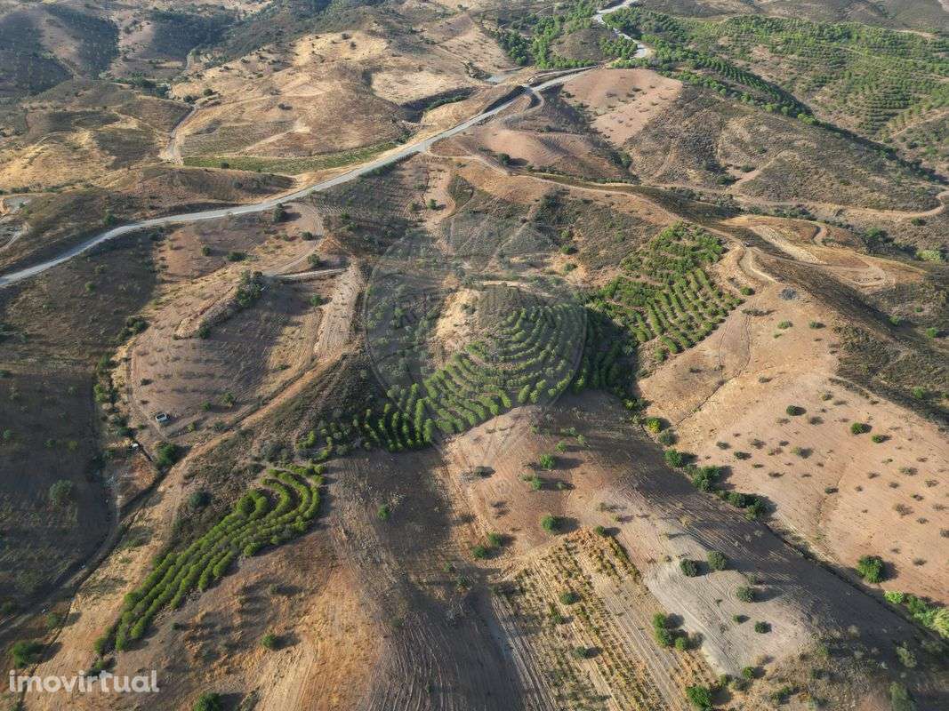 Terreno  para venda - Grande imagem: 2/8