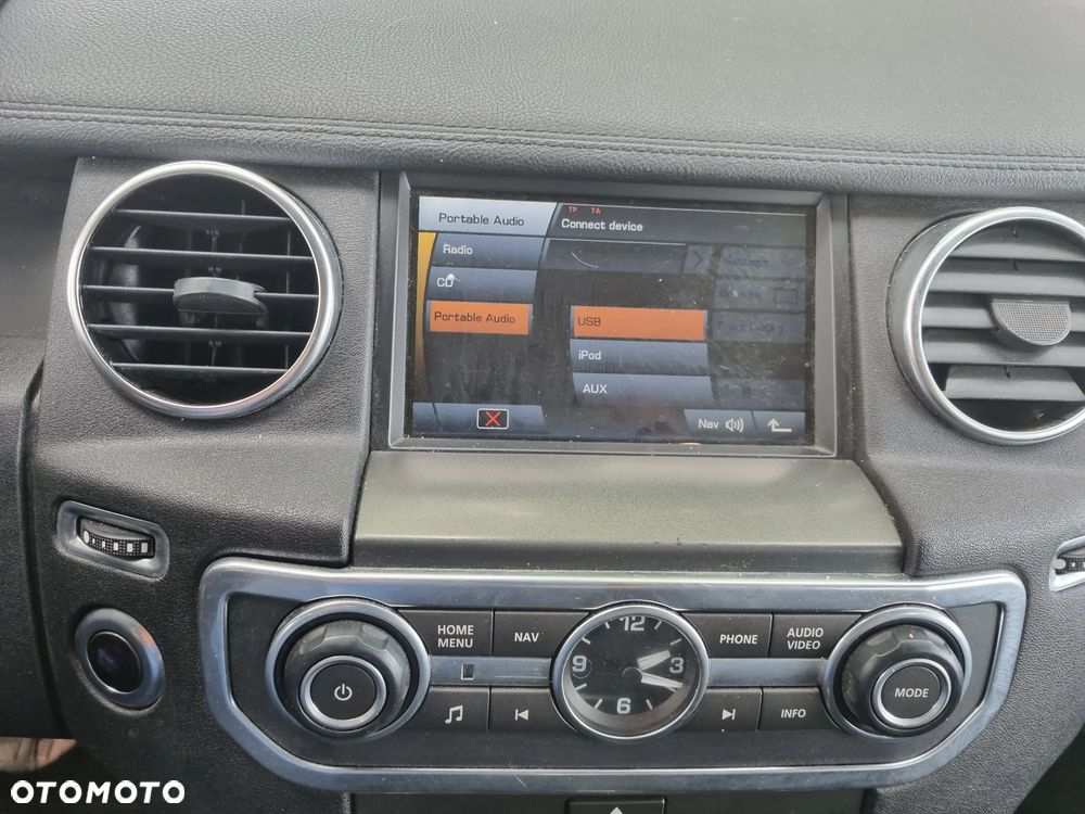 Land Rover Discovery 3.0 Si6 HSE Luxury - 22