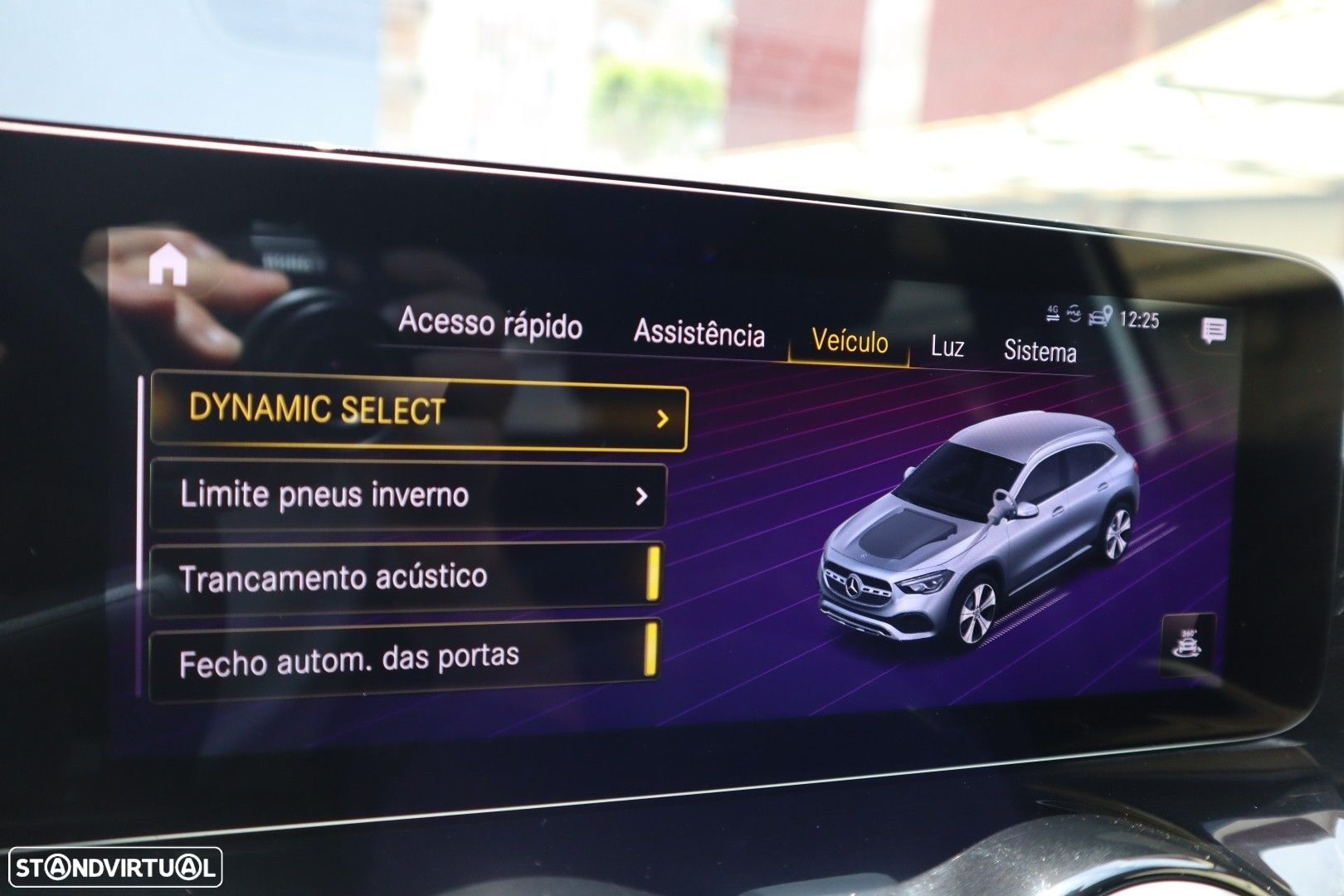 Mercedes-Benz GLA 250 e AMG Line - 32