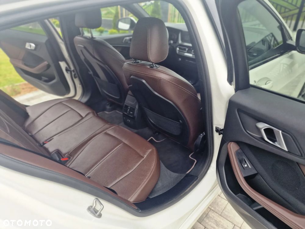 BMW Seria 1 120i Sport - 32