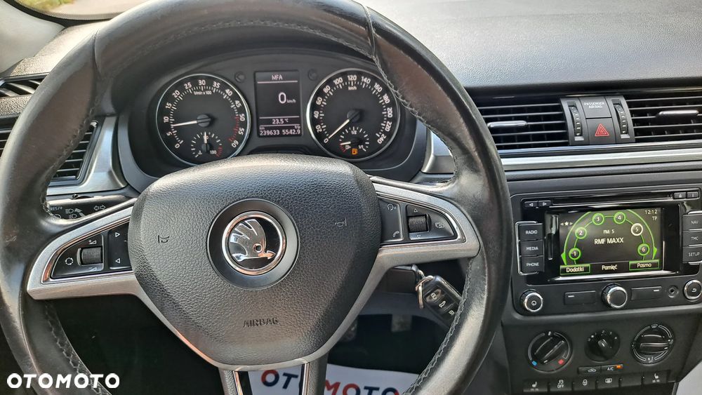 Skoda RAPID 1.6 TDI Edition - 27