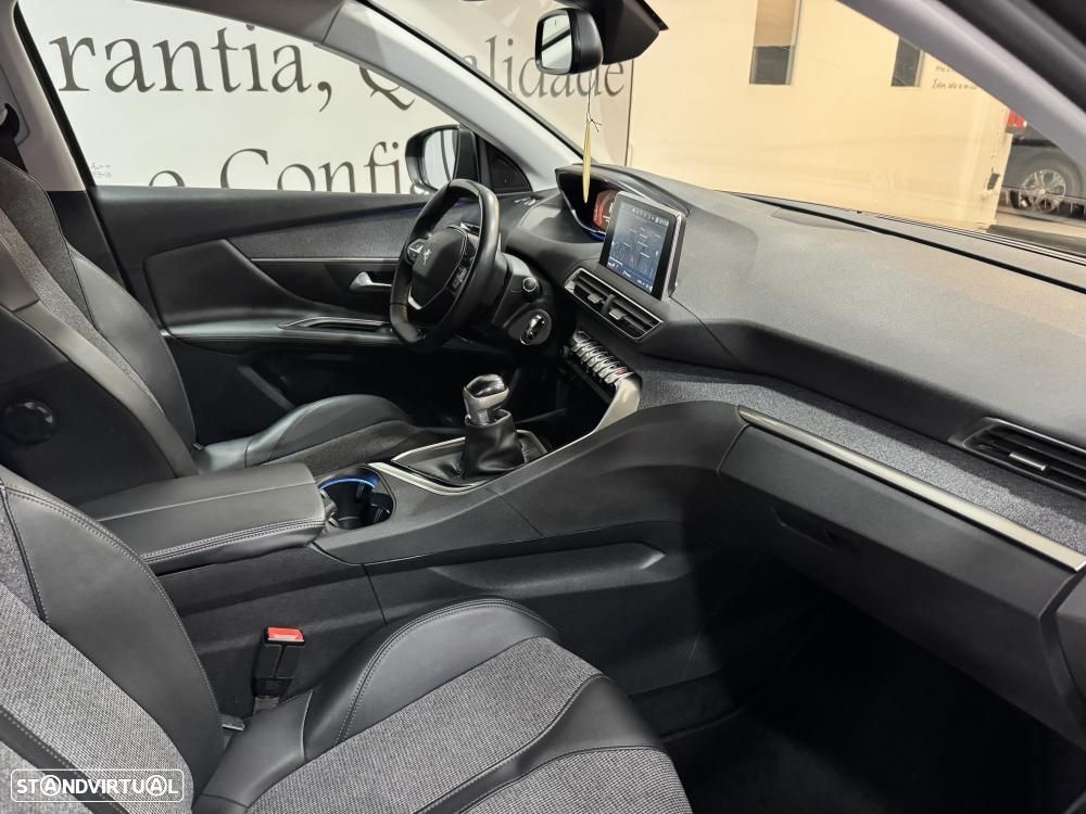 Peugeot 3008 1.5 BlueHDi Allure Pack - 31