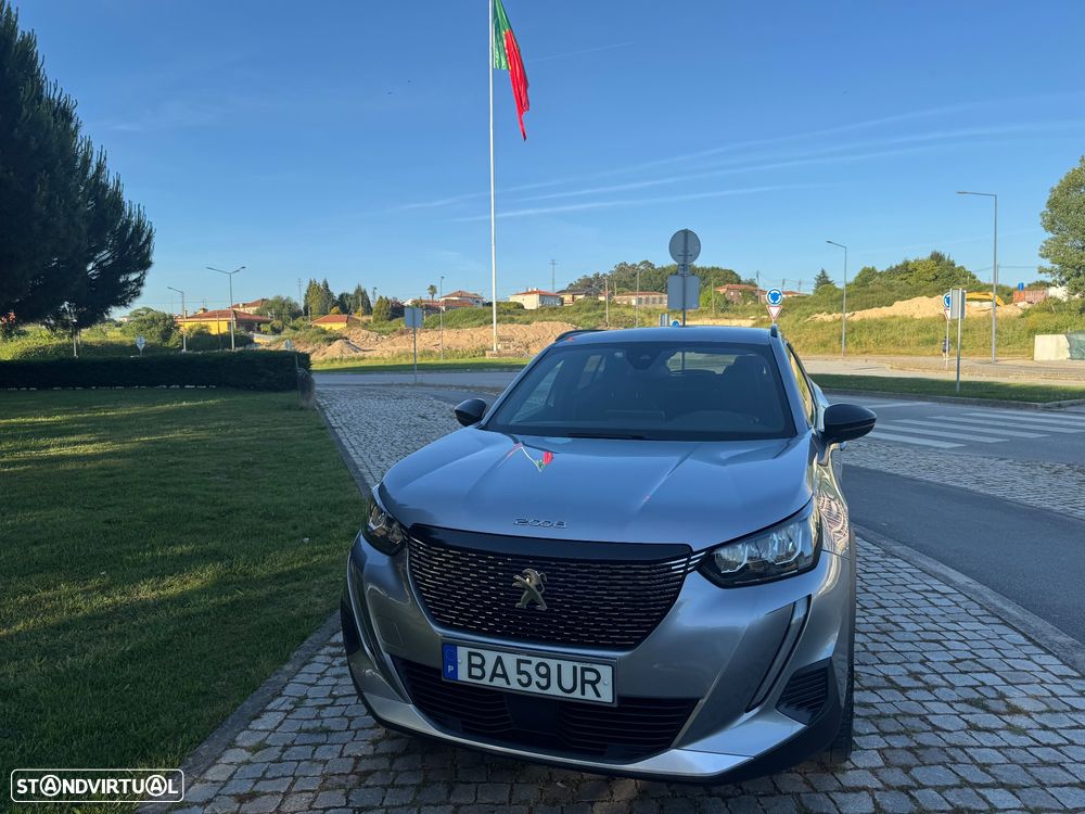 Peugeot 2008 1.2 PureTech Allure Pack - 23