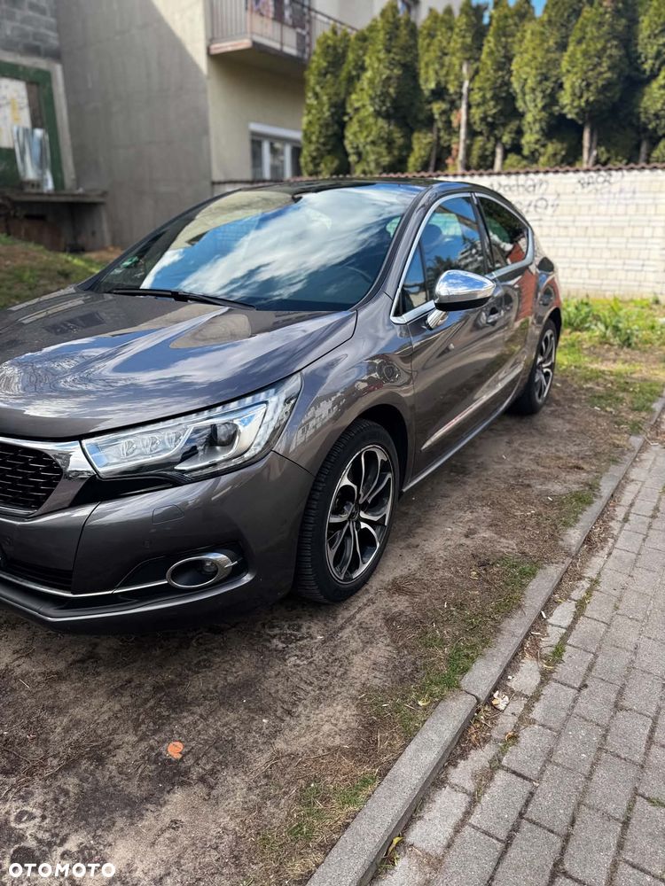 DS Automobiles DS 4 - 12
