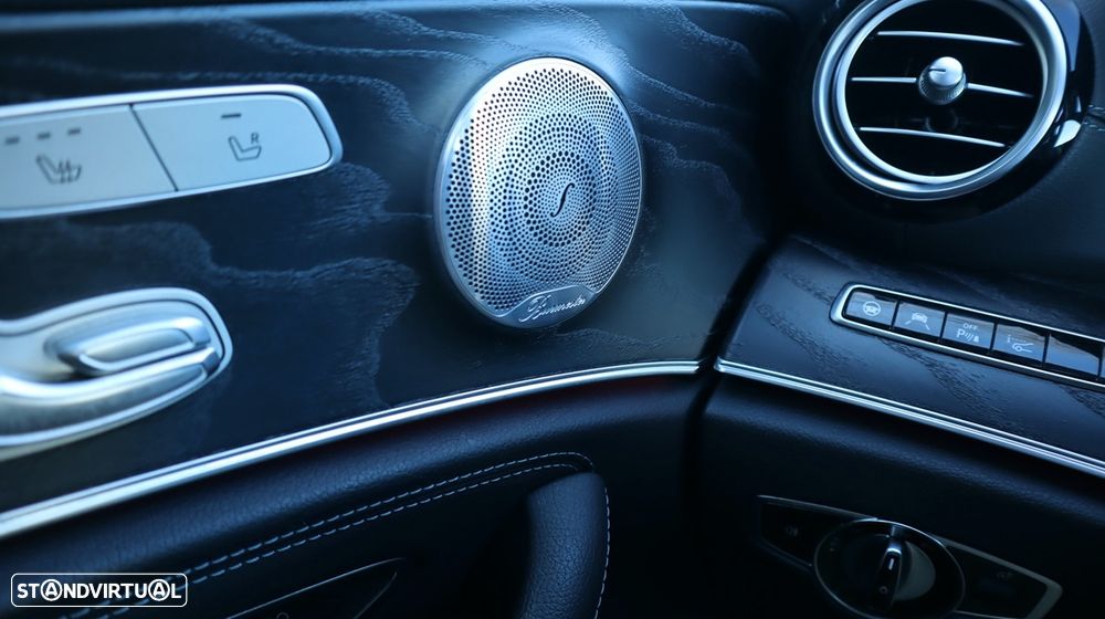 Mercedes-Benz E 300 de AMG Line - 55