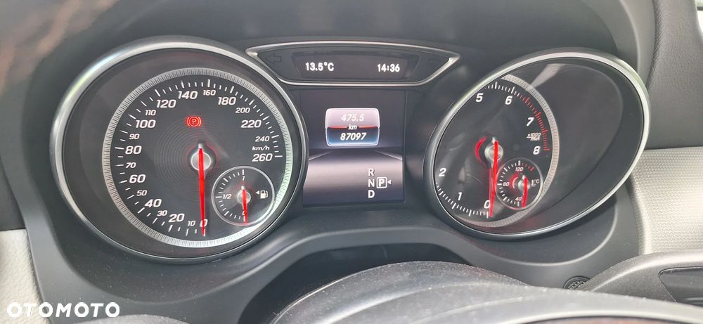 Mercedes-Benz CLA 250 7G-DCT Peak Edition - 13