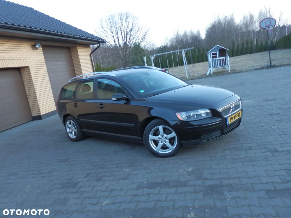 Volvo V50 2.4 Kinetic - 1