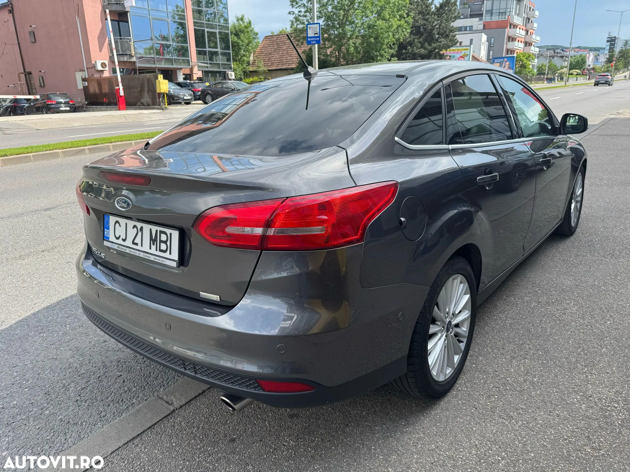 Ford Focus 1.5 Ecoboost Titanium - 8