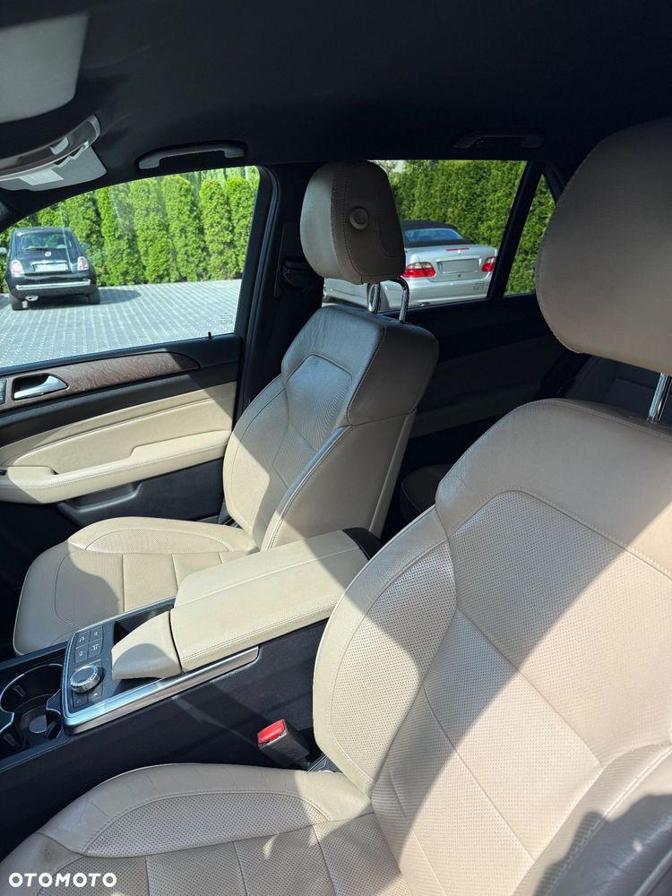 Mercedes-Benz ML - 7