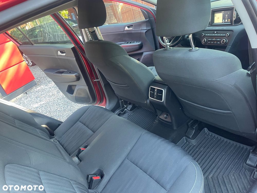 Kia Sportage 1.6 GDI L Business Line 2WD - 24