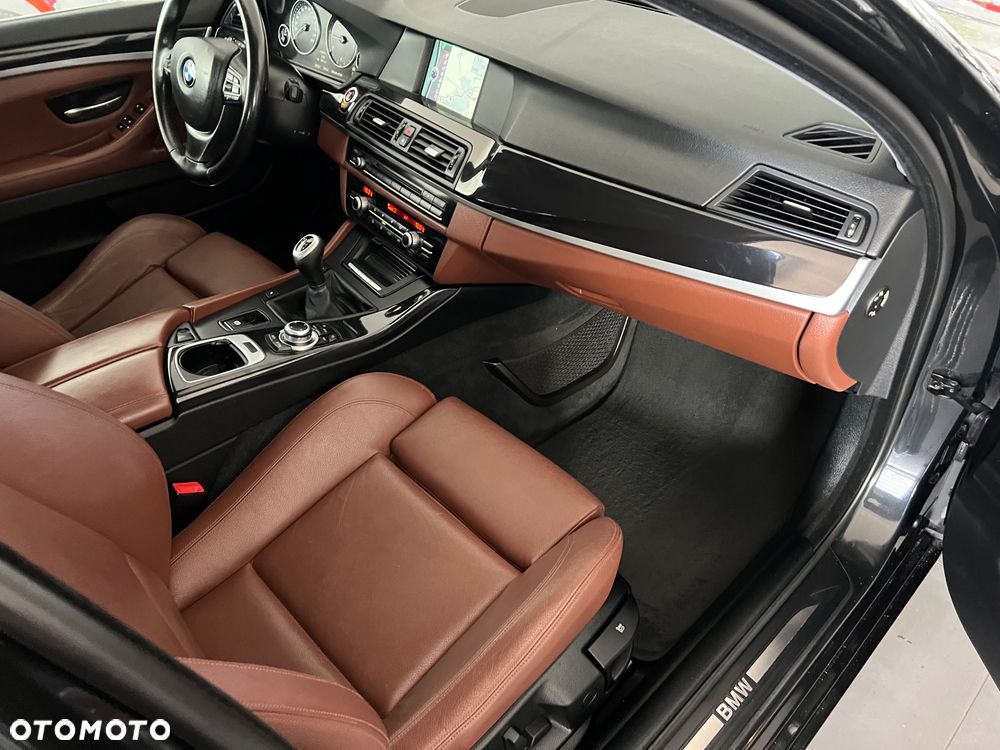 BMW Seria 5 520d Edition Fleet Exclusive - 27
