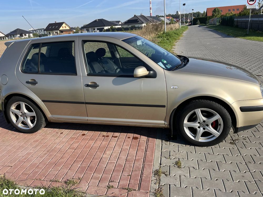 Volkswagen Golf IV 1.4 16V Basis - 4