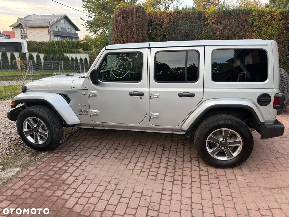 Jeep Wrangler - 10