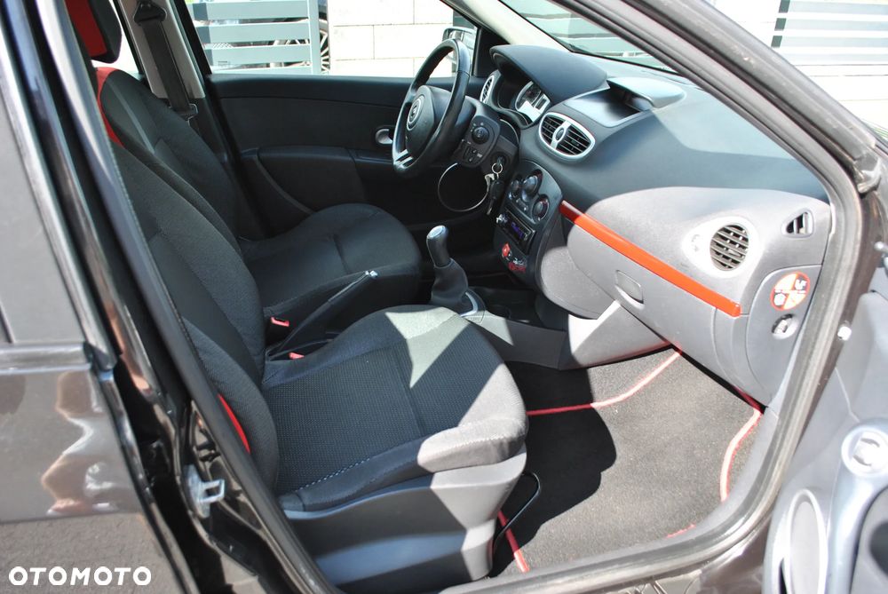 Renault Clio 1.2 16V Ripcurl - 22