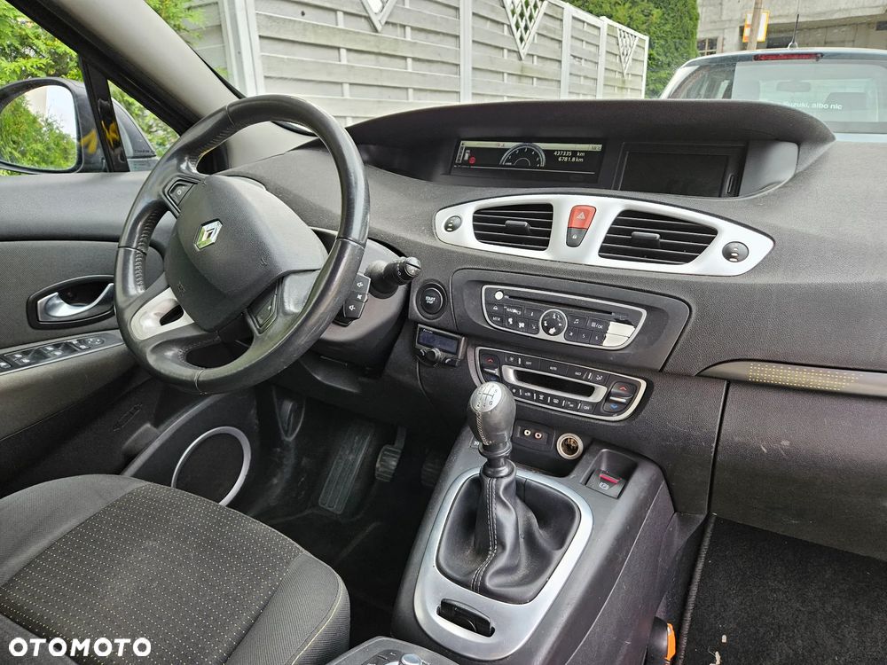 Renault Scenic 1.9 dCi Emotion - 17