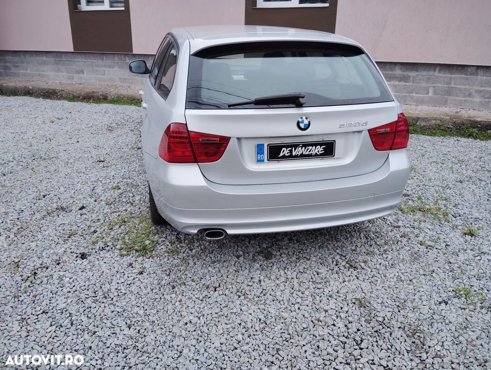 BMW Seria 3 320d DPF Touring Blue Performance Edition Fleet - 5