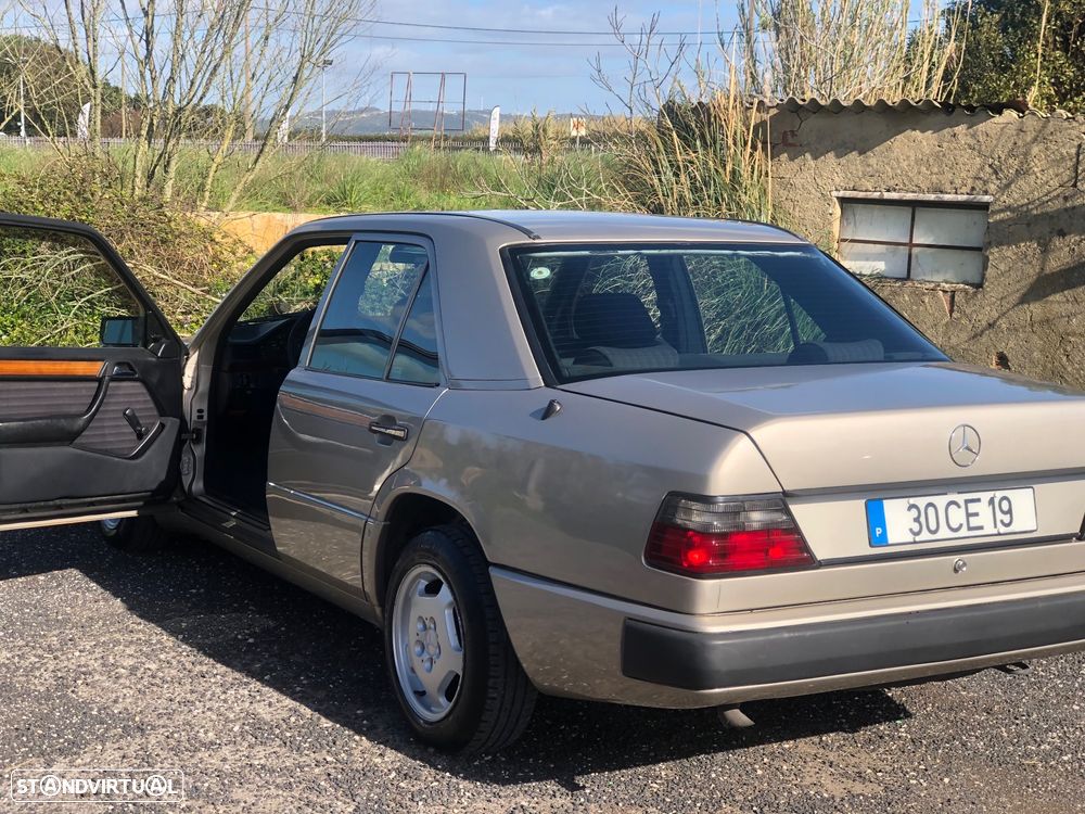 Mercedes-Benz E 250 - 3