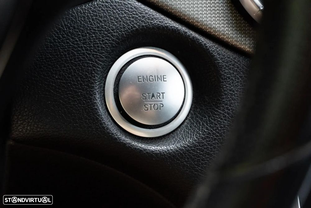 Mercedes-Benz CLA 180 d - 50