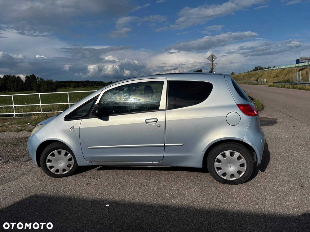 Mitsubishi Colt - 3