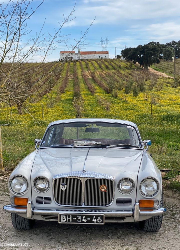 Daimler Sovereign - 4