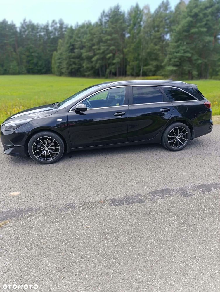 Kia Ceed - 13
