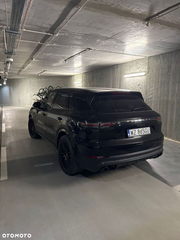 Porsche Cayenne - 15