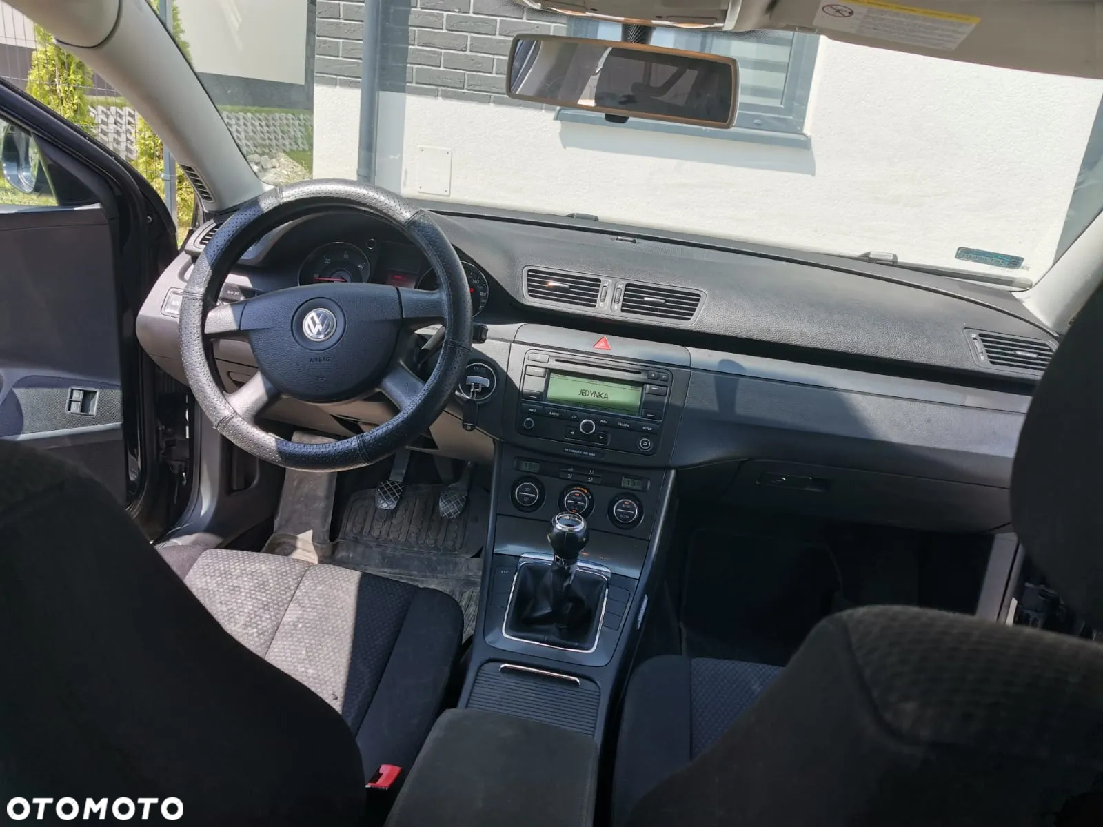 Volkswagen Passat 1.9 TDI Comfortline - 11