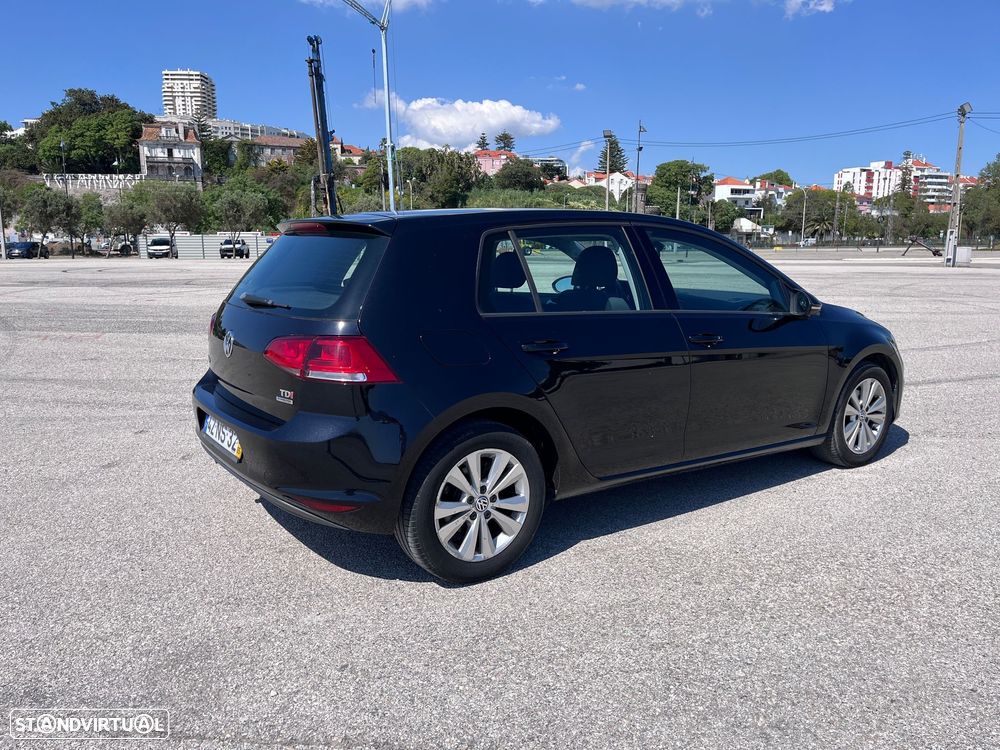VW Golf 1.6 TDi Confortline - 2