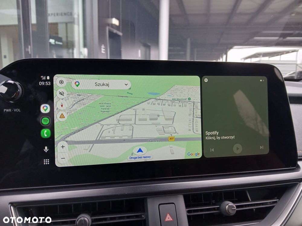 Lexus UX 300h F Sport Design - 16