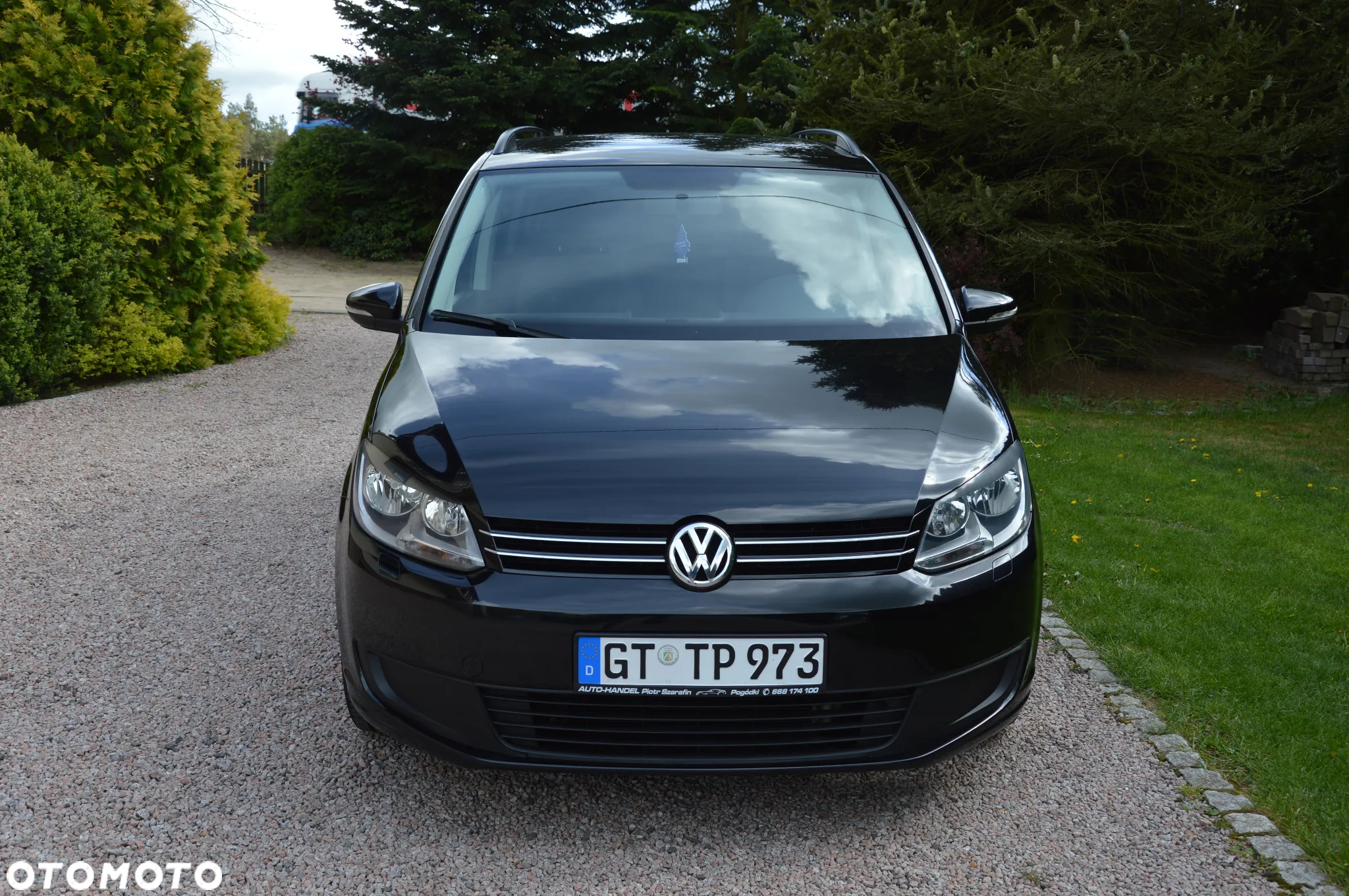 Volkswagen Touran - 2