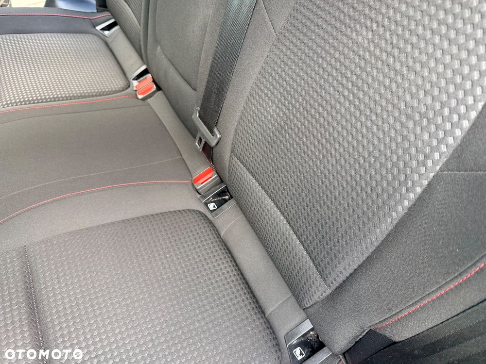 Ford Focus - 25