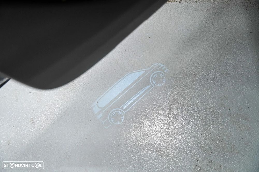 VW Multivan 2.0 TDI Style Longa DSG - 44