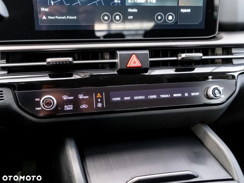 Kia Sportage 1.6 T-GDI HEV M 2WD - 29