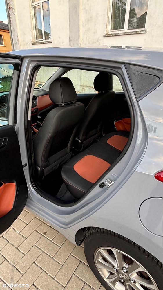Hyundai i10 1.0 YES Gold - 14