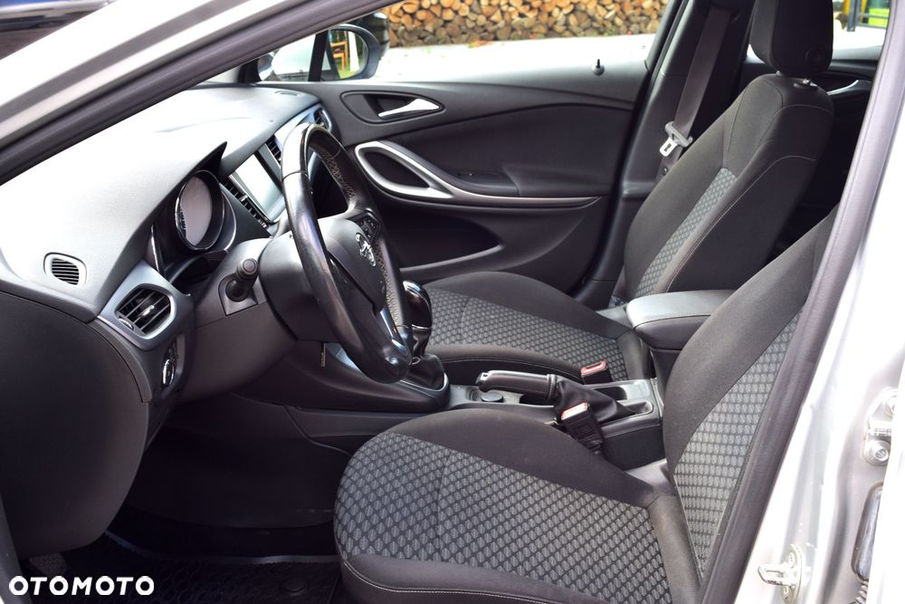 Opel Astra 1.6 CDTI Enjoy S&S - 18