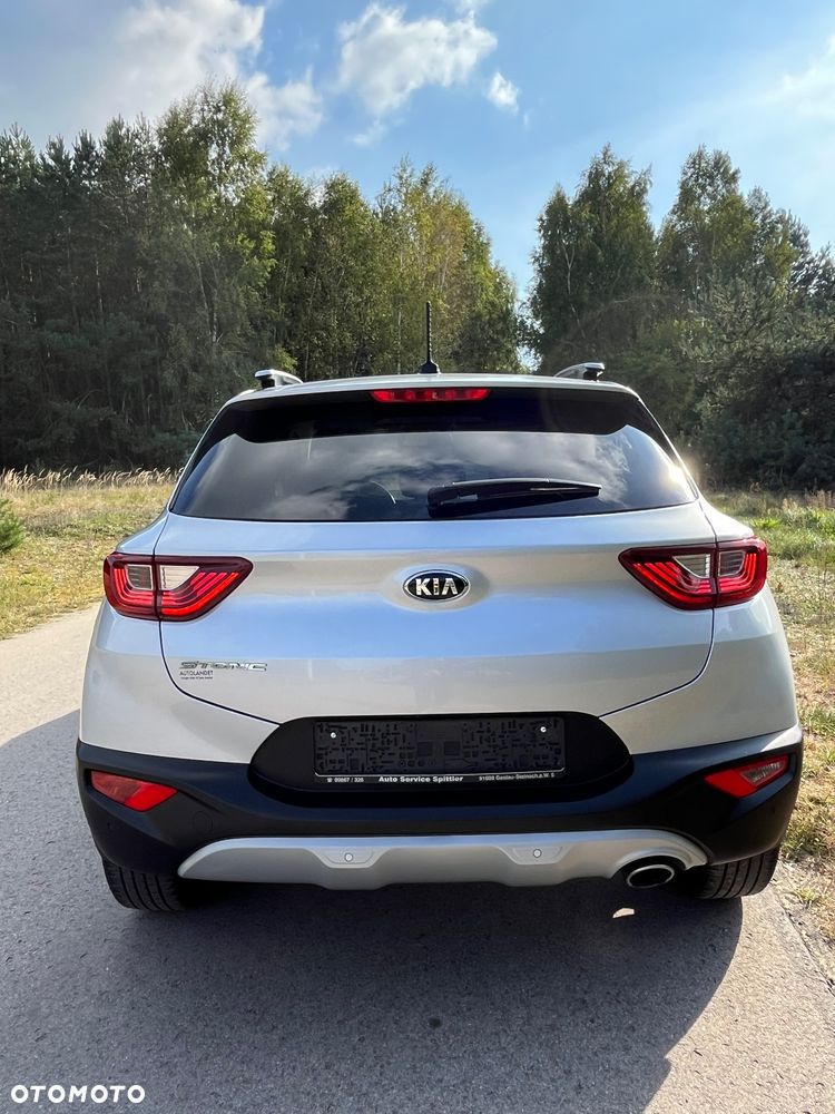 Kia Stonic 1.4 L - 12