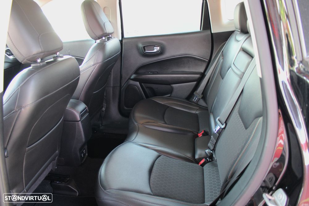 Jeep Compass 1.6 MultiJet Longitude - 8
