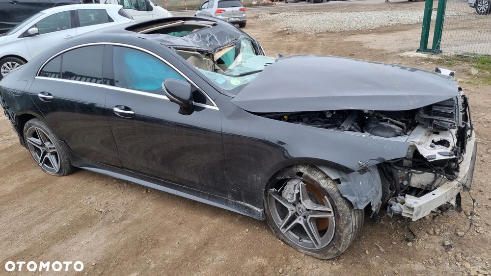 Mercedes-Benz CLS 400 d 4Matic 9G-TRONIC AMG Line - 11