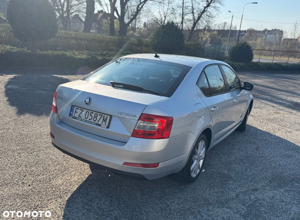 Skoda Octavia - 4