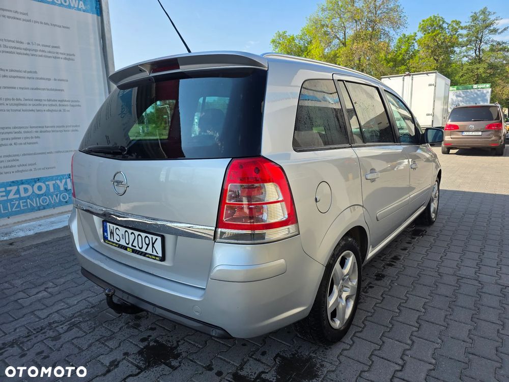 Opel Zafira 1.8 Essentia - 4